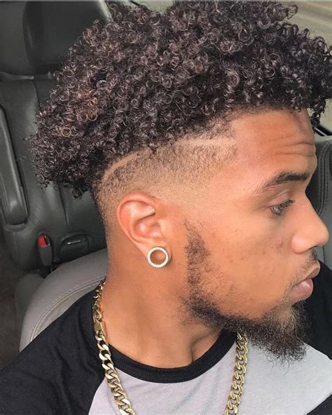 Coiffure Curly Hair Homme Black en 2020 | Comment boucler ses cheveux