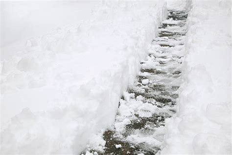 50 Shoveled Sidewalk Stock Photos Pictures And Royalty Free Images Istock