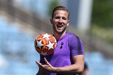 Analysis kane was held off the scoresheet as spurs' lone goal came via an own goal on thursday. Harry Kane urges Tottenham players to make history in Madrid and win the Champions League ...