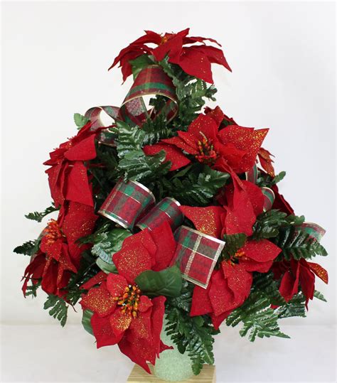 Somerset, pa 15501 or heartland hospice service 1590 n. Beautiful Red Poinsettia's w Plaid Ribbon Christmas ...