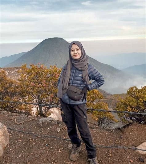 Mana nak sama si kucing belang. Gunung Bromo Akan Dibuka Bulan Agustus di 2020 ...