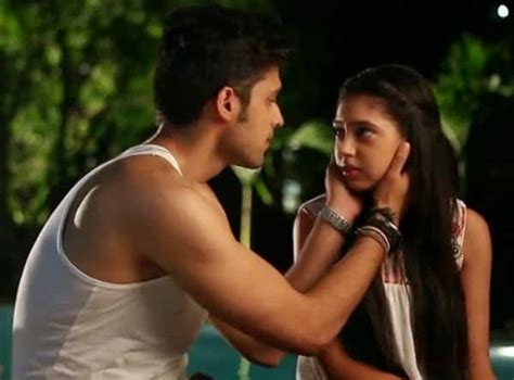 Parth Samthaan And Niti Taylors Kaisi Yeh Yaariyan Completes A Year