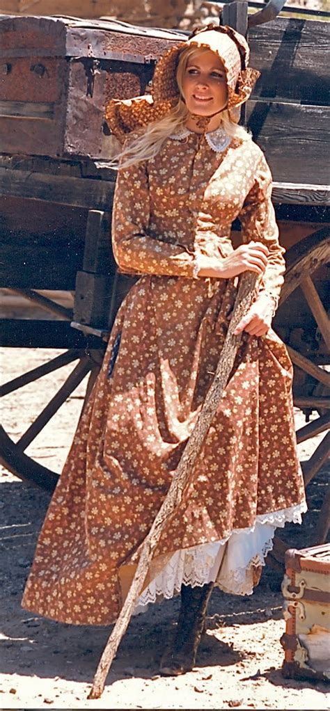 Waywewore Vintage 1800s Prairie Dress