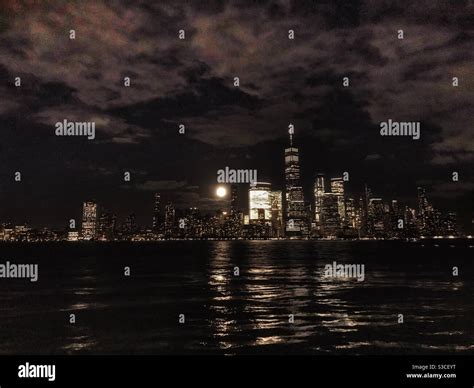 Lower Manhattan Skyline At Night Stock Photo Alamy