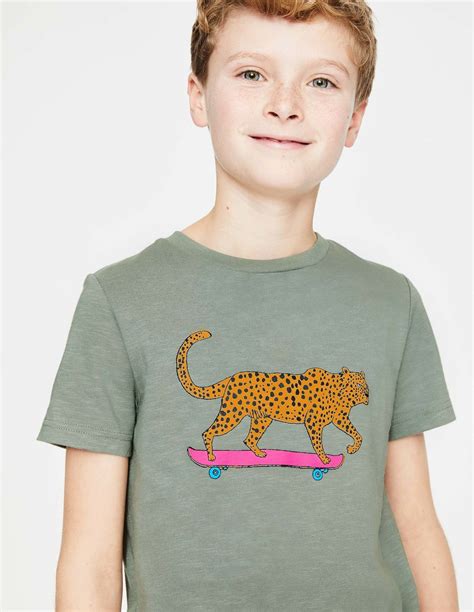 Animal Graphic T-Shirt - Pottery Green Cool Leopard | Animal graphic ...