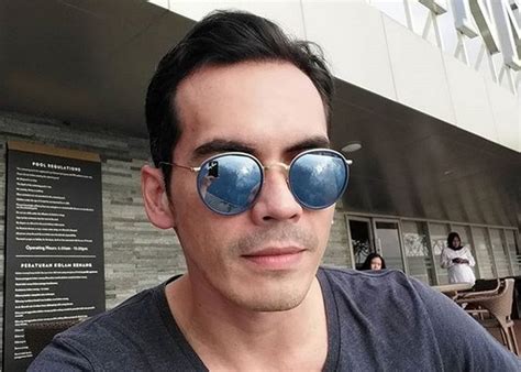 Kakak dari teddy syach, attila syach dan attar syach ini memulai karier di dunia hiburan dengan menjadi seorang model. Sebut Tsania Marwa Bawa Tabungan Bersama, Atalarik Syah ...