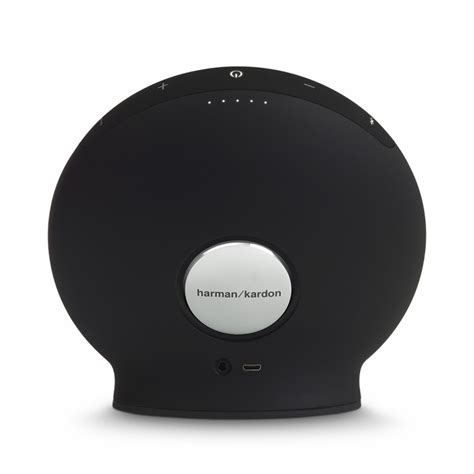 But it is huge, the charger is impossible and hard to carry around, and the stands broke off so it can no longer be used properly. Boxa portabila Wireless cu Bluetooth Harman Kardon Onyx ...