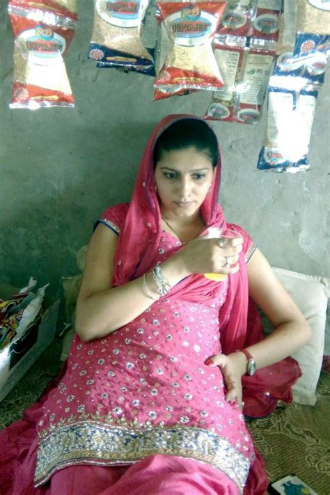 Beautiful Marvadi Housewife Cum Shopkeeper Hot And Sexy