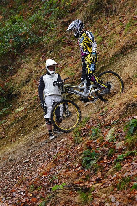 How Fast Can A Mountain Bike Go Downhill A Buyer S Guide To Downhill