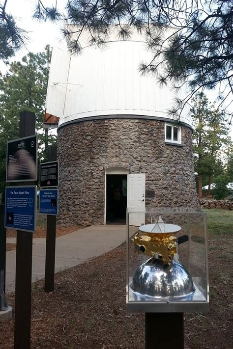 Flagstaff The Town That Discovered Pluto Toasts New Horizons Triumph