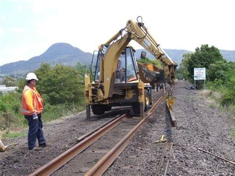 Certificate Ii In Rail Infrastructure Track Work Stream Southern