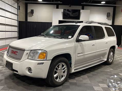 The Gmc Envoy A Mid Sized Suv Thats Making A Comeback