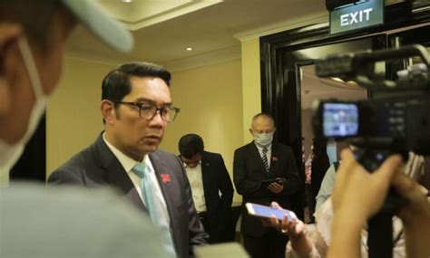 Ridwan Kamil Tugaskan Pejabat Jadi Bapak Asuh Korban Gempa