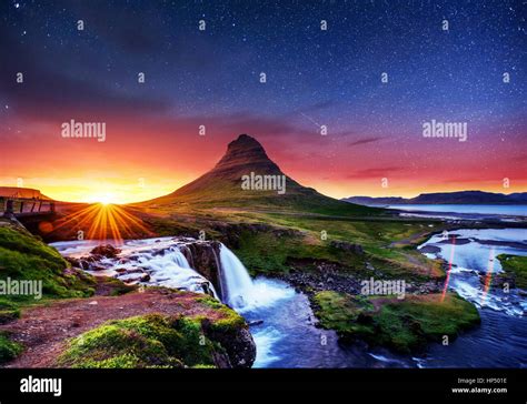 Fantastic Views The Landscape Of Iceland Stock Photo Alamy