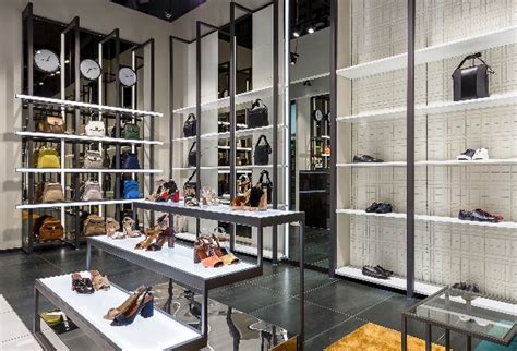 Top 5 Retail Design Tips Michigan Ferrante Manufacturing