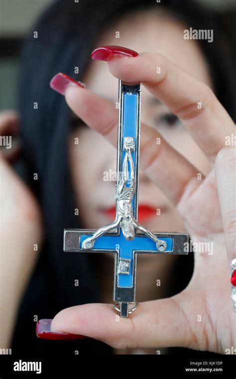 Inverted Cross Occult Hi Res Stock Photography And Images Alamy