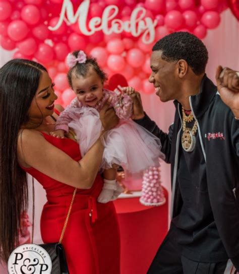 Alfred boogie chin adalah seorang fenomena bola basket yang tinggal di queens, new york, yang bermimpi suatu hari bermain di nba. RAPPER A BOOGIE WITH DA HOODIE CELEBRATES HIS DAUGHTER'S ...