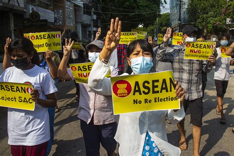 Asean Leaders Urged To Expel Myanmar At Regional Summit In Jakarta