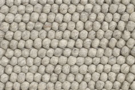 For many people, carpet patterns are the same and only a few of them. Peas Teppich L 140 cm Soft grau Hay | Soft grau | HAY 501181