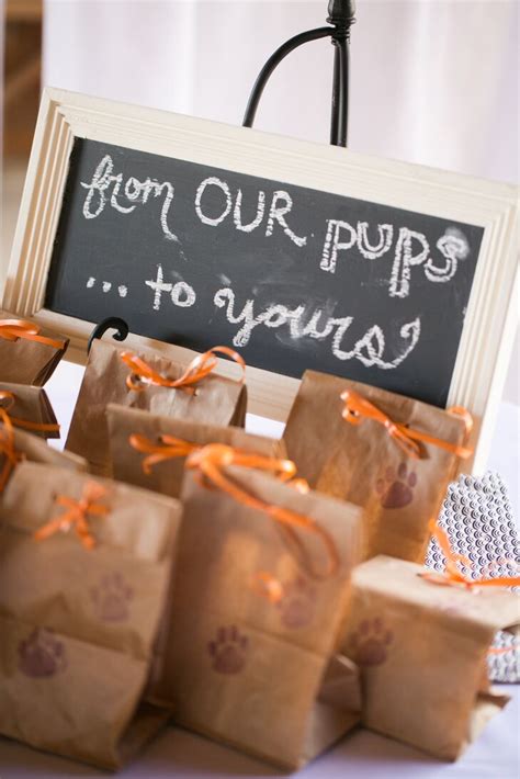 8 Adorable Ways To Include Your Dog In Your Wedding Tlcme Tlc