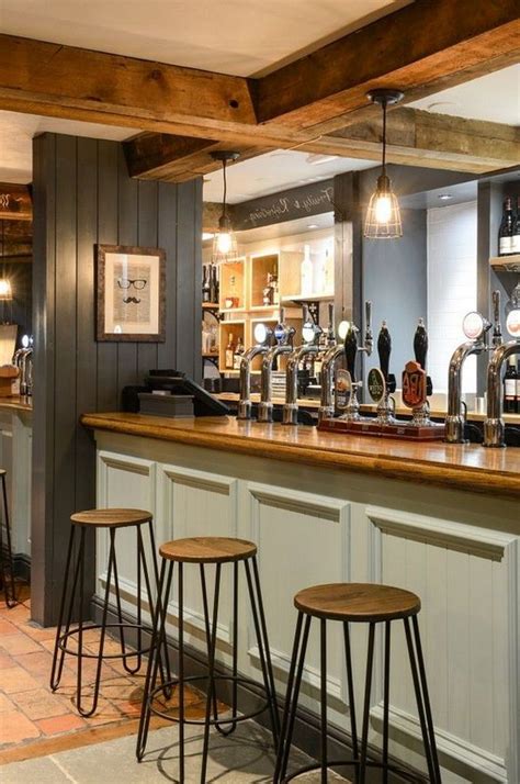 20 Gorgeous Pub Interior For Brilliant Room Arrangement Ideas