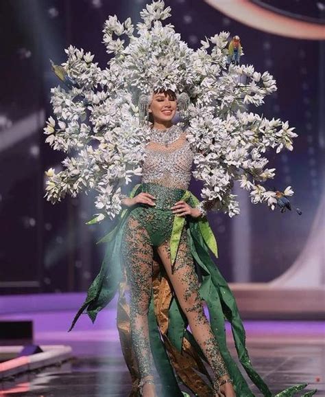 Miss Universo El Salvador Destacó Con Traje De Fantasía
