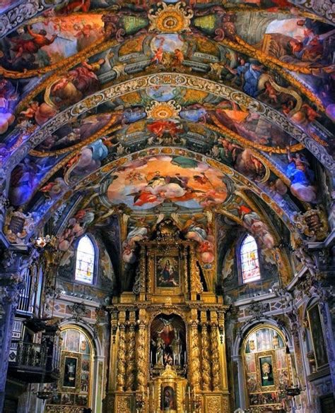 Iglesia De San Nicolás De Bari Es Un Templo Histórico Artístico De Valencia