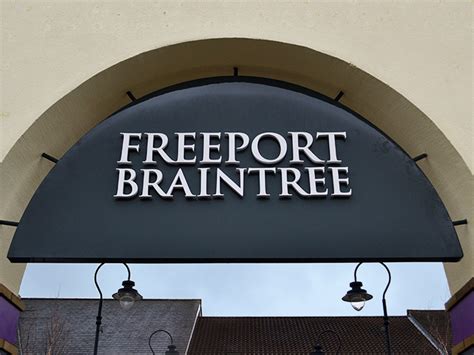 Freeport Braintree Essex Sign Options