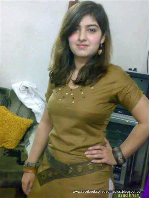 Indian Pakistani Facebook Beautiful College Woman Images