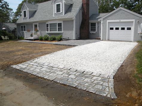 Pin By Robert Runyans On Outdoor Projects Rock Driveway Gravel