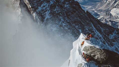 Mount Everest Crowds