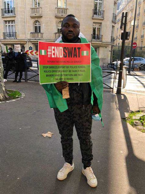 Endsars Lagos Protesters Reject Food Drinks Sent By Nurtw Chief Mc Oluomo Information Nigeria