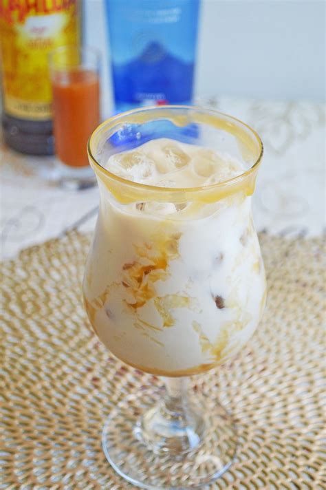 The caramel apple crisp is an orange colored cocktail made from effen salted caramel vodka, red apple schnapps, apple cider and sour mix, and served in a chilled cocktail glass. Salted Caramel White Russians | Recipe | White russian ...