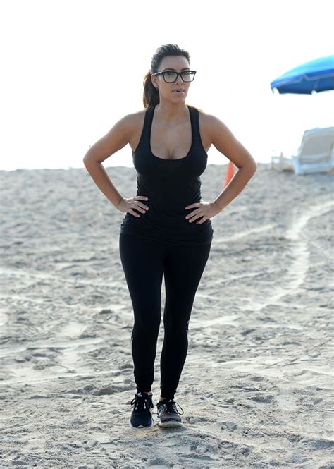 Kim Kardashian Flaunts Curves In Black Workout Wear In Miami