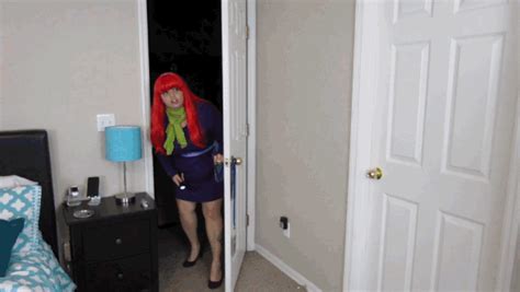 Daphnes Haunted Mansion Find Sd Mp4 Sydneys Pussy Palace Clips4sale