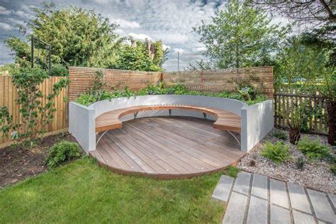 20 Curved Garden Seating Ideas To Try This Year Sharonsable