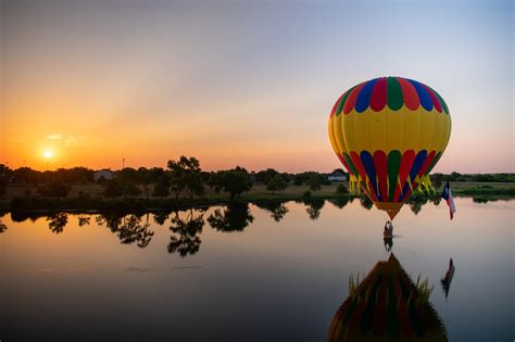 Austin Aeronauts Has The Best Hot Air Balloon Rides In Texas