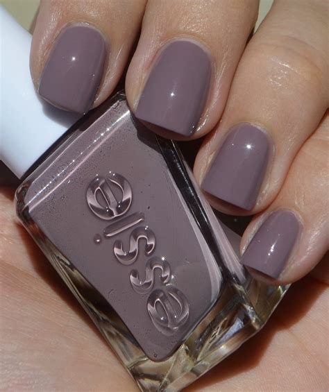 Layer it over a favourite essie shade as a top coat to create manicure looks from seriously sharp to major bling. Essie gray, greige and taupe shades - My Beauty Galleria