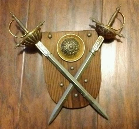 Vintage Spanish Crossed Swords On Carved Wood Shield Plaque~9 Made In