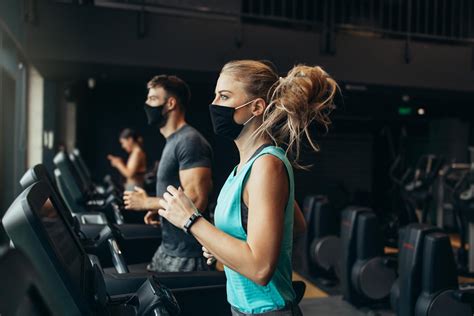 Fitness Center Foot Traffic Trends in 2021