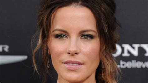 49 year old actress kate beckinsale made a splash in a latex dress fans admired her figure
