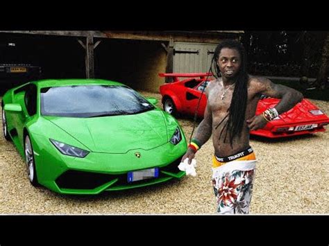 The artist has earned $21 million from sales of dozens of releases, including compilation albums, eps and mixtapes. THE RICH LIFE OF LIL WAYNE 2019 - YouTube