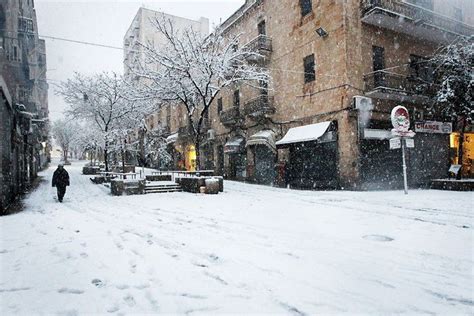 Israel In Photos Rare Snowstorm Paralyzes Jerusalem Area Northern