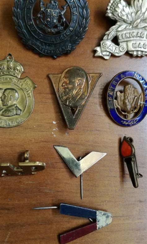Other Badges And Insignia Collection Of 15 Military Badges And Pins