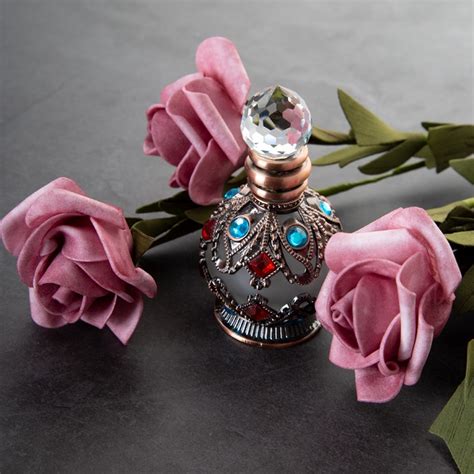 Luxury Dubai 15ml Perfume Bottle Arabic Unique Round Perfume Bottle Antique, High Quality fancy 
