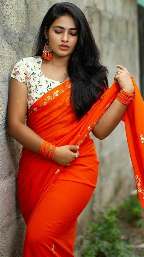 Beautiful Indian Women In Saree Hottest Photo Gallery Sexiz Pix