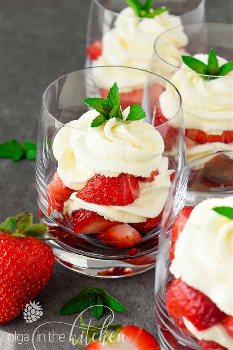 Strawberries And Cream Dessert Olga In The Kitchen