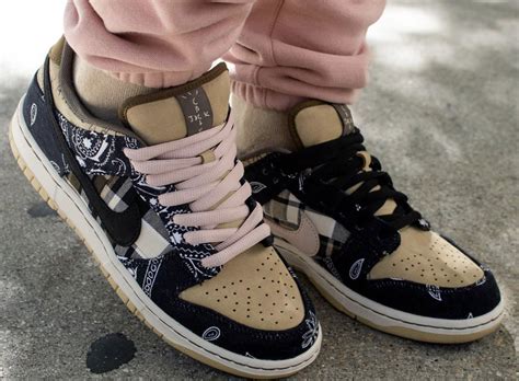 Travis Scott X Nike Sb Dunk Low Dropping At The End Of February