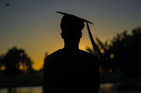 Graduation silhouette | Graduation silhouette, Silhouette, Human silhouette