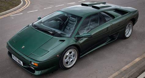 We Love All Colours On Cars As Long As Theyre Dark Green Classic